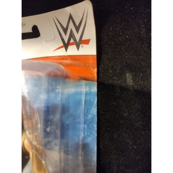 Becky Lynch WWE Mattel Basic Series 115 Action Figure New Wrestling AEW - Picture 3 of 5